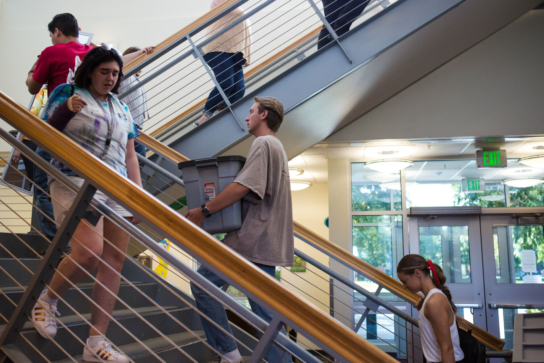 Central Washington University students move into campus housing